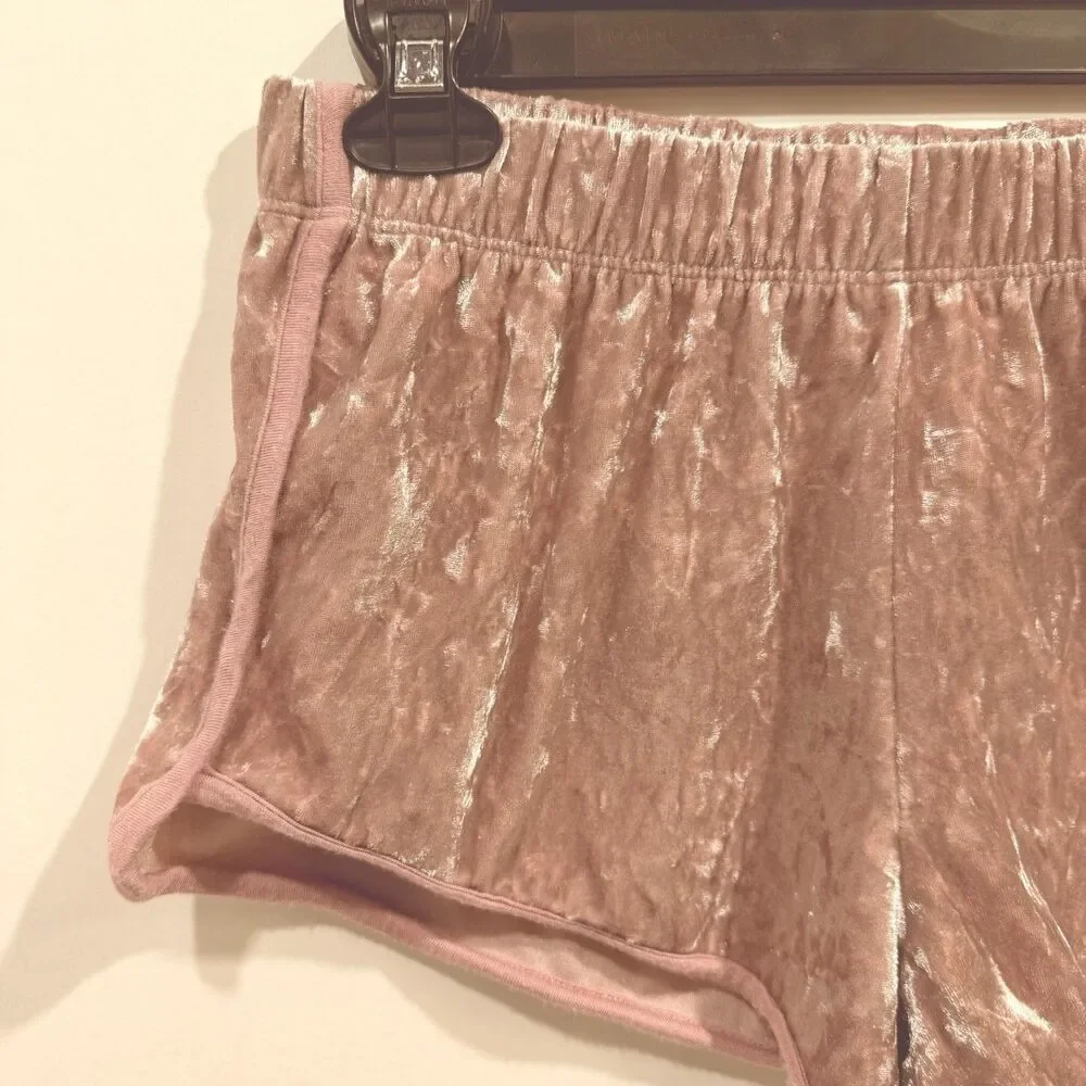 L.A. Hearts Women Velvet Shorts Size M champagne Color